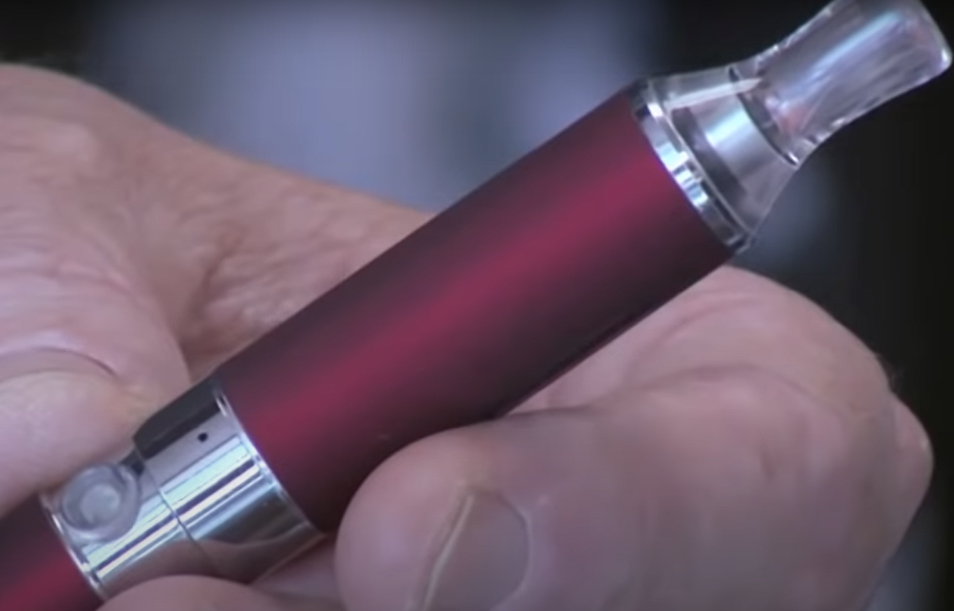 What Happens if You Put a Vape in Checked Luggage? VapeProfy